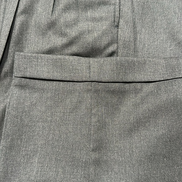 Ralph Lauren charcoal grey suit - Picture 4 of 4